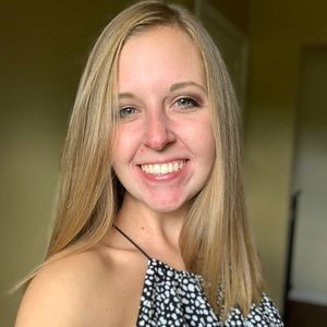 Meet your Posher, Hailey